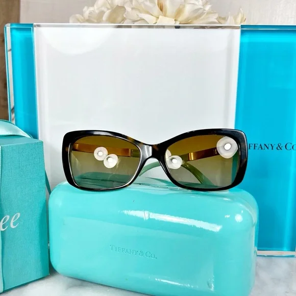 Tiffany & Co Tortoise Sunglasses With Tiffany Case s-l400.jpg main image 2